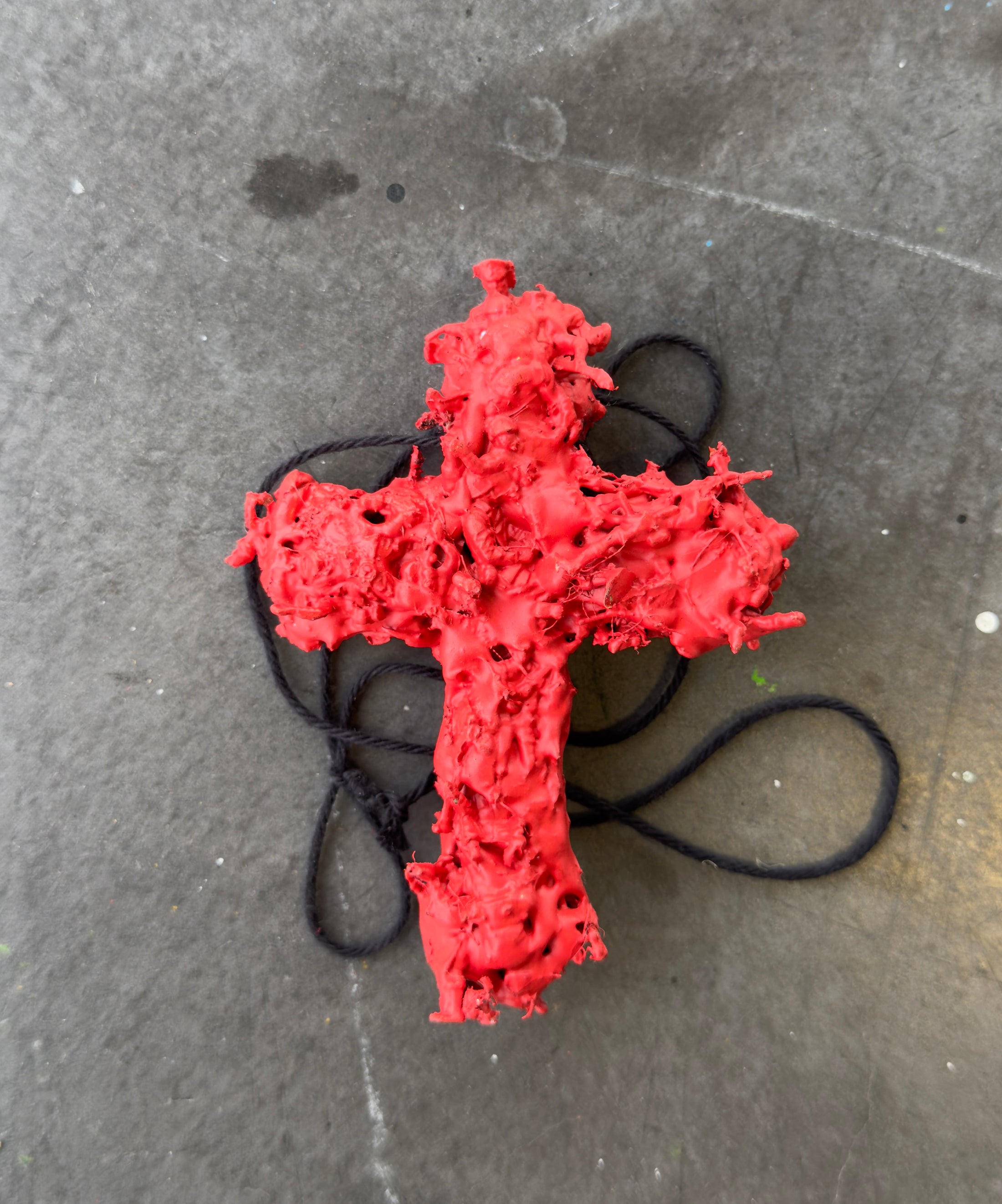 LAVA SOLDIERS CROSS NECKLACE