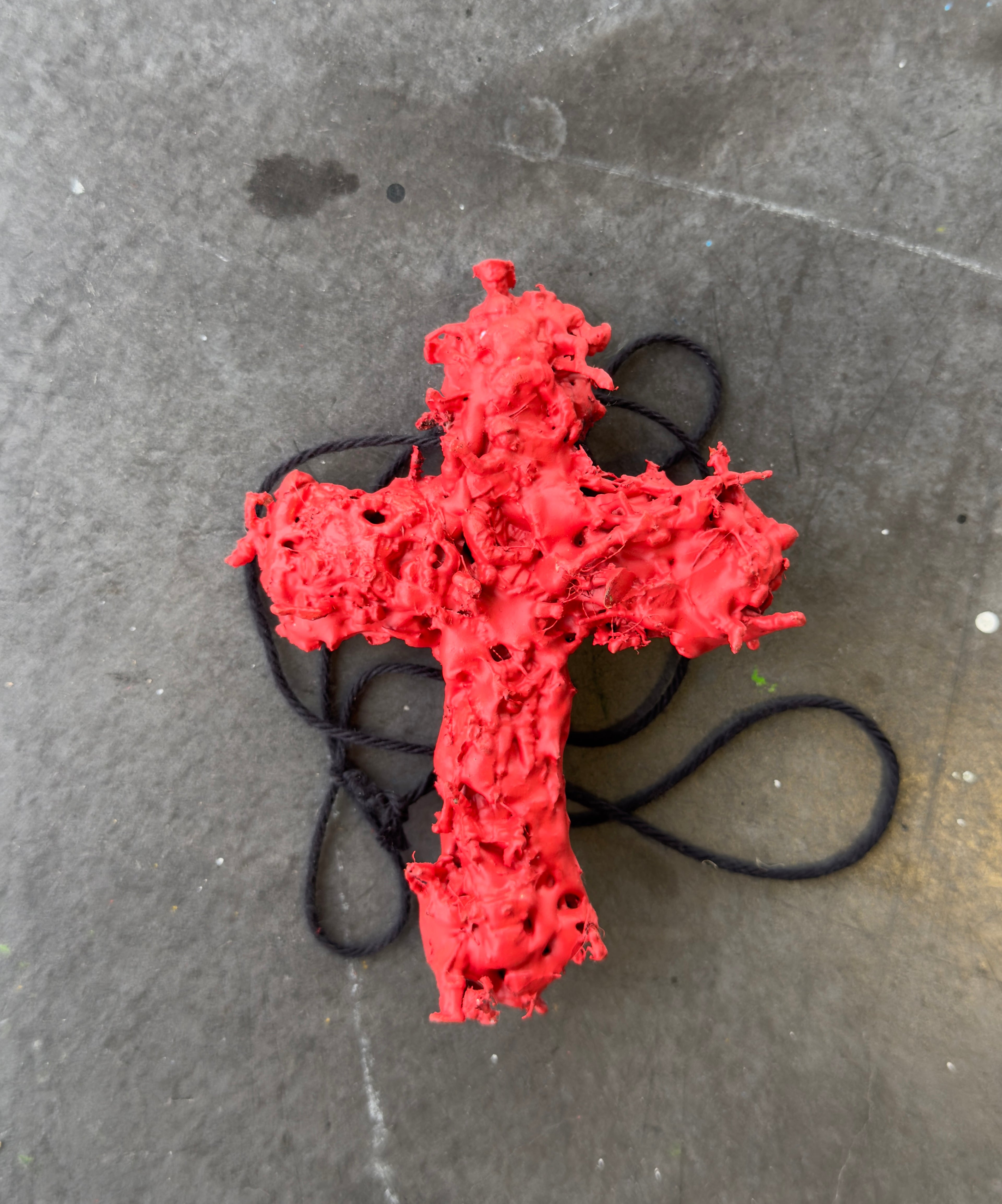 LAVA SOLDIERS CROSS NECKLACE