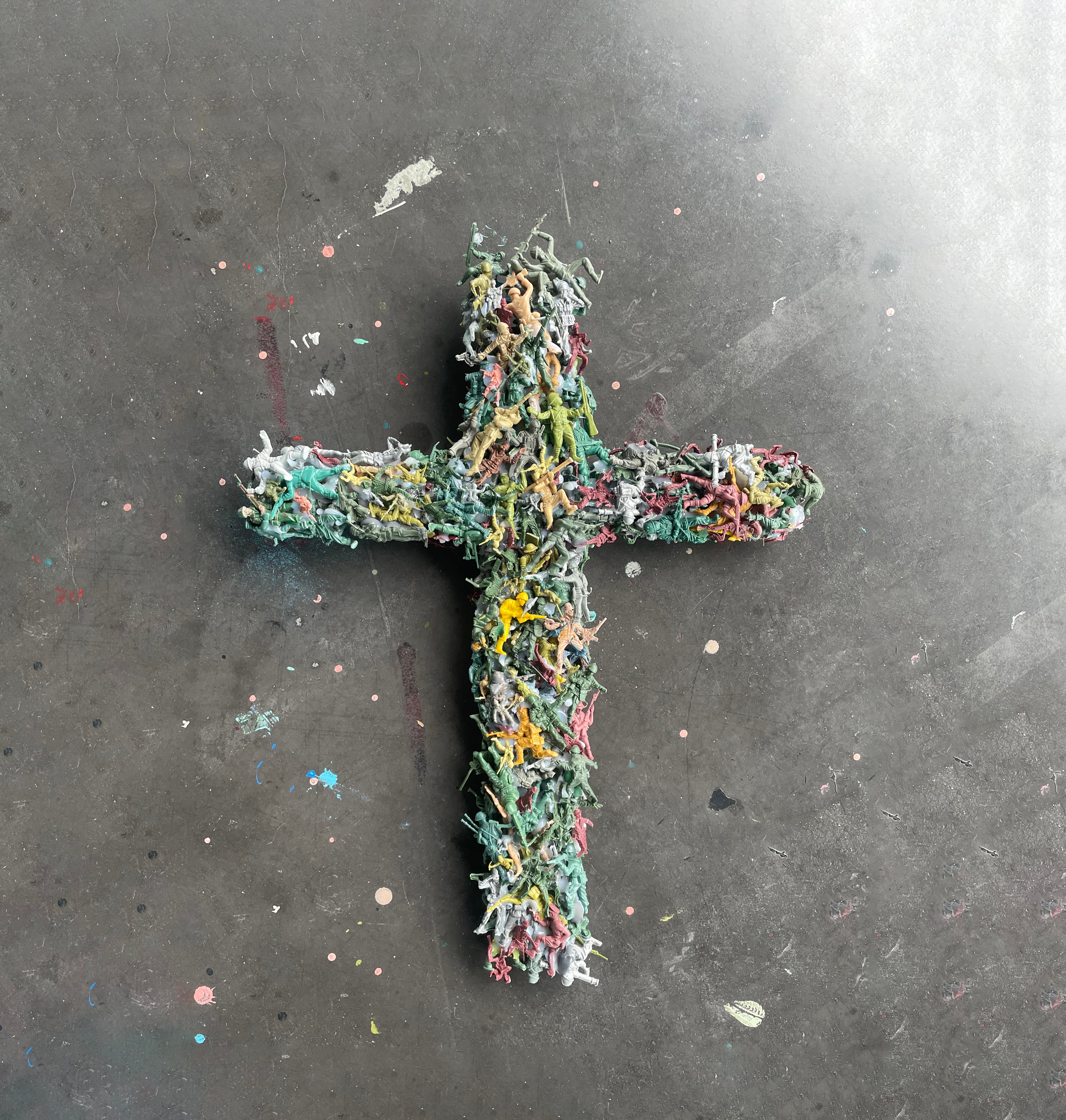 CROSS SOLDIERS