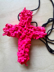 NECKLACE PINK CROSS (HANDMADE)