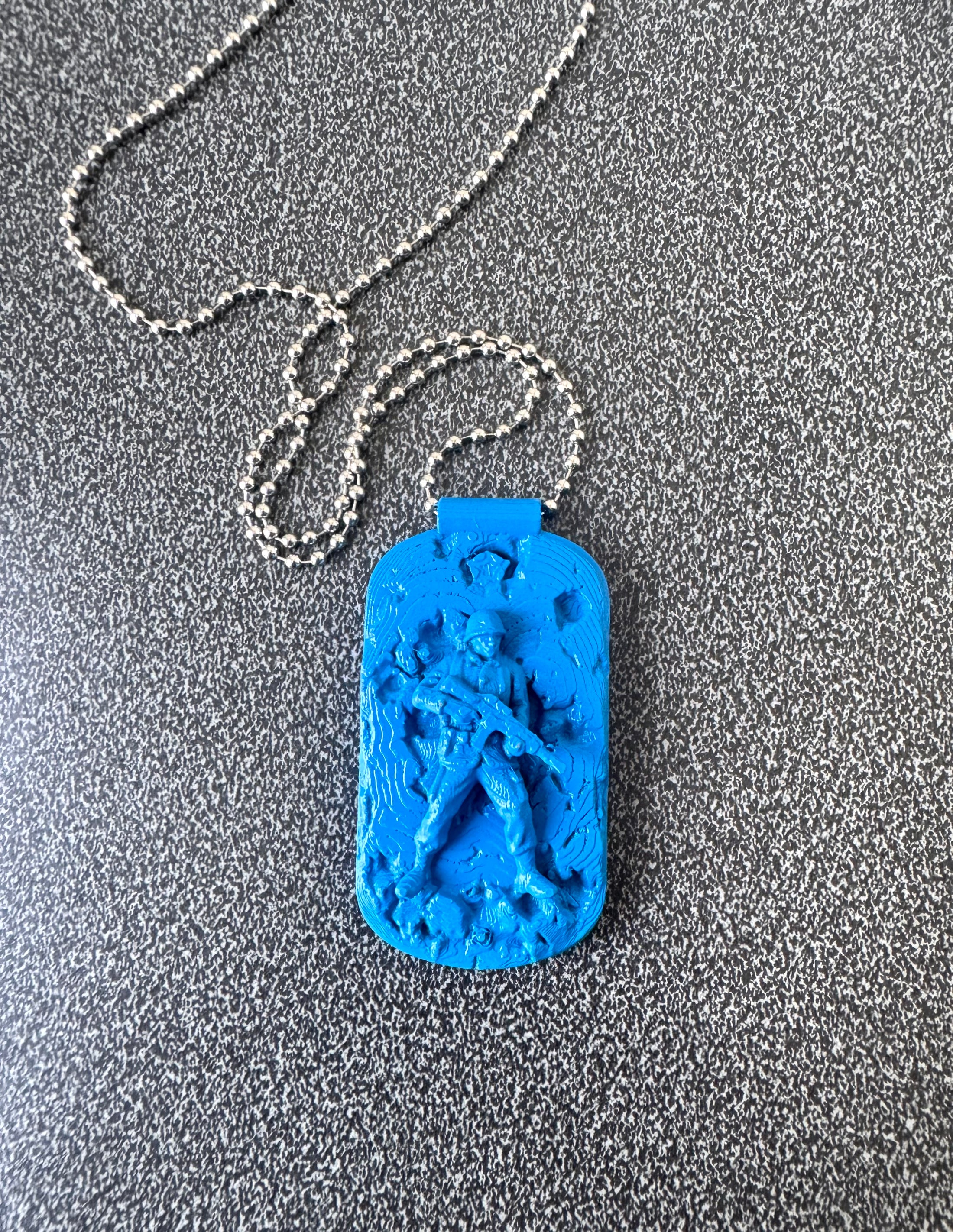 SOLDIERS NECKLACE (blue)